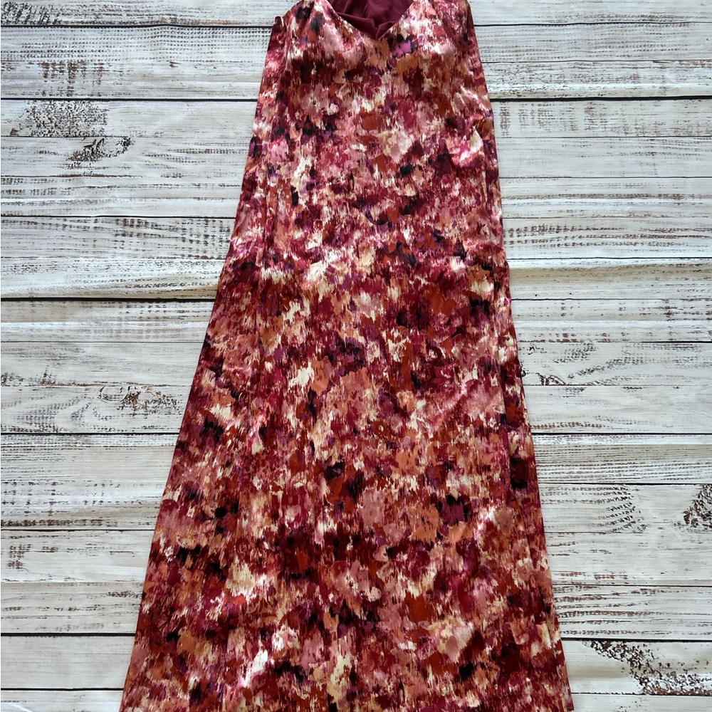 Elegant Floral Maxi Dress in Red and Pink
